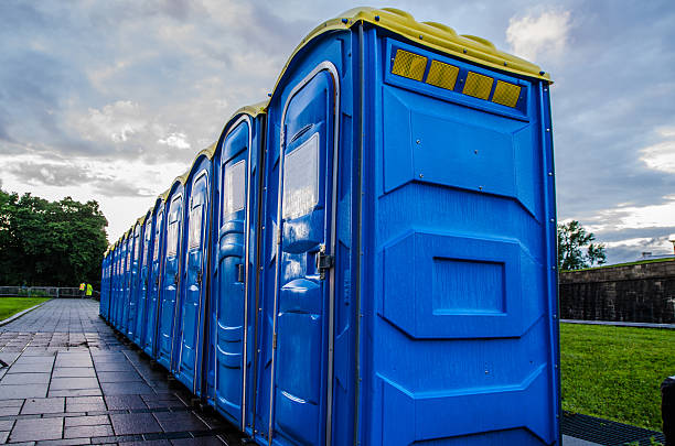 Portable Toilet Options We Offer in Cambridge, IL